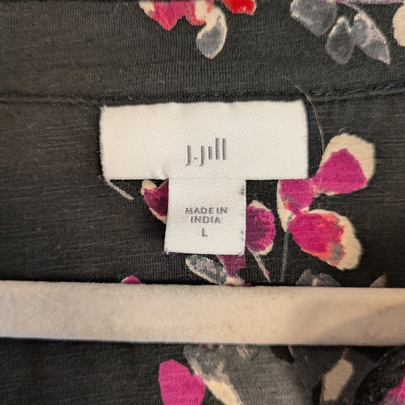 J.Jill Sz:L Blk Glistening Blooms Contrast Trimmed Velvet Top Holiday Event - Picture 3 of 14